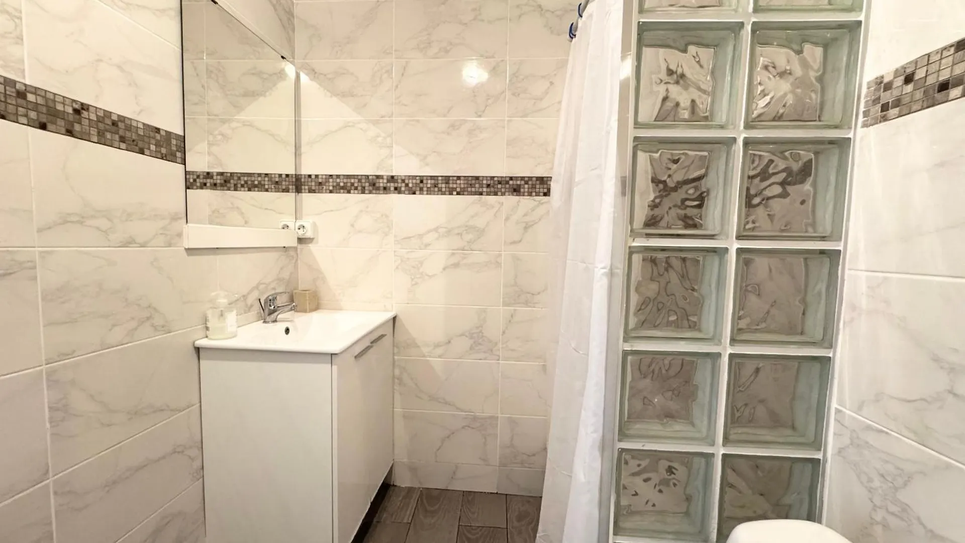 Apartsalou Bilbao Apartamento Salou